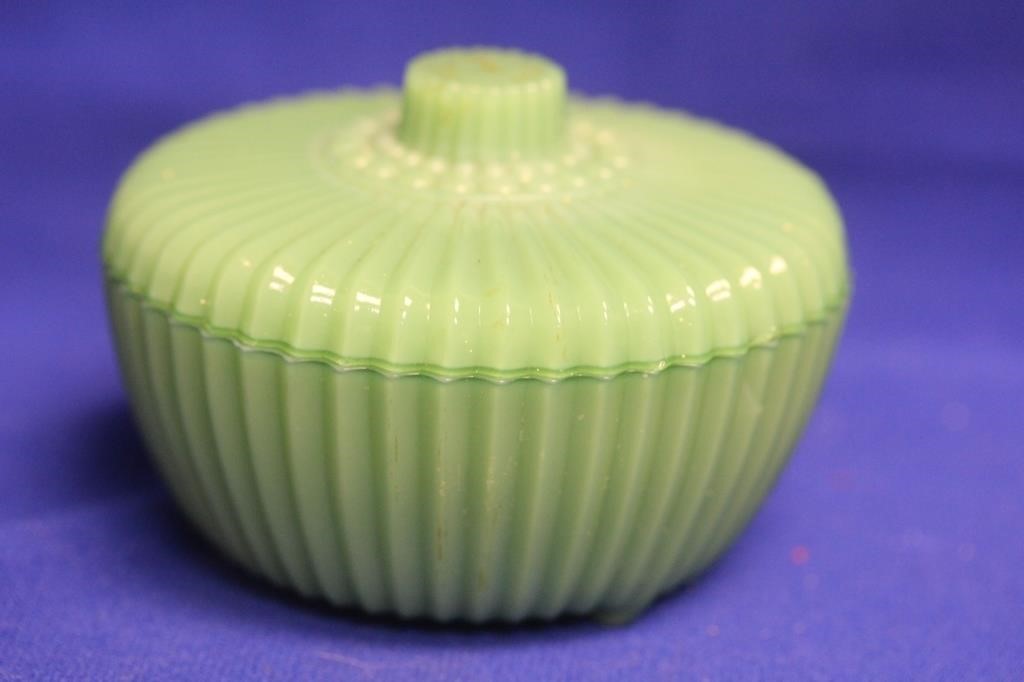 Akro Agate Green Glass Powder Jar