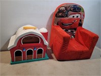Toy Barn + Childrens Foam Chair