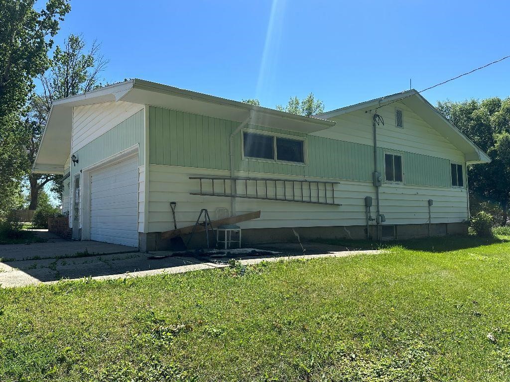 Ranch Style Home - Hazelton, ND