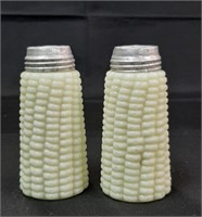 Libbey Custard Glass Maize Salt/Pepper