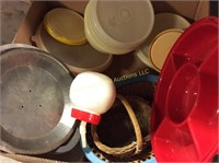 Tupperware Cleanup Lot