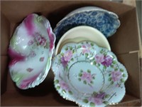 Ceramic & porcelain bowls