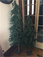 Sheridan designer christmas tree set 5' and 4'