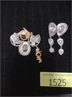 Cowboy hat earrings and country broach