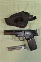 Smith & Wesson Houlton Maine USA model 22A-1 semi-