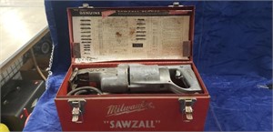 Milwaukee Electric Sawzall w/ Metal Case (Works)