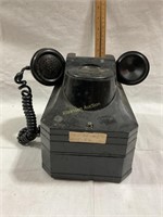 Stromberg Carlson Vintage wall phone. Untested,