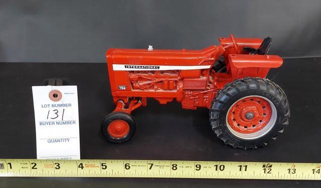 International 756 Tractor 1/16th Scale