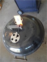 SMALL WEBER CHARCOAL GRILL
