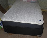 Single mattress & springs