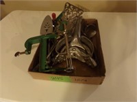 apple peeler and utensils