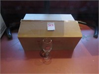 LOT, (20) STELLA GLASSES