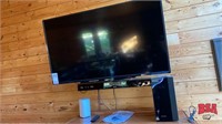 Toshiba 55" Flat Screen TV w/ Stand & Remote &