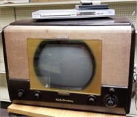 RCA Victor Television Case w/Modern TV Guts