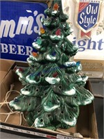 Ceramic Christmas tree, missing peg lites,