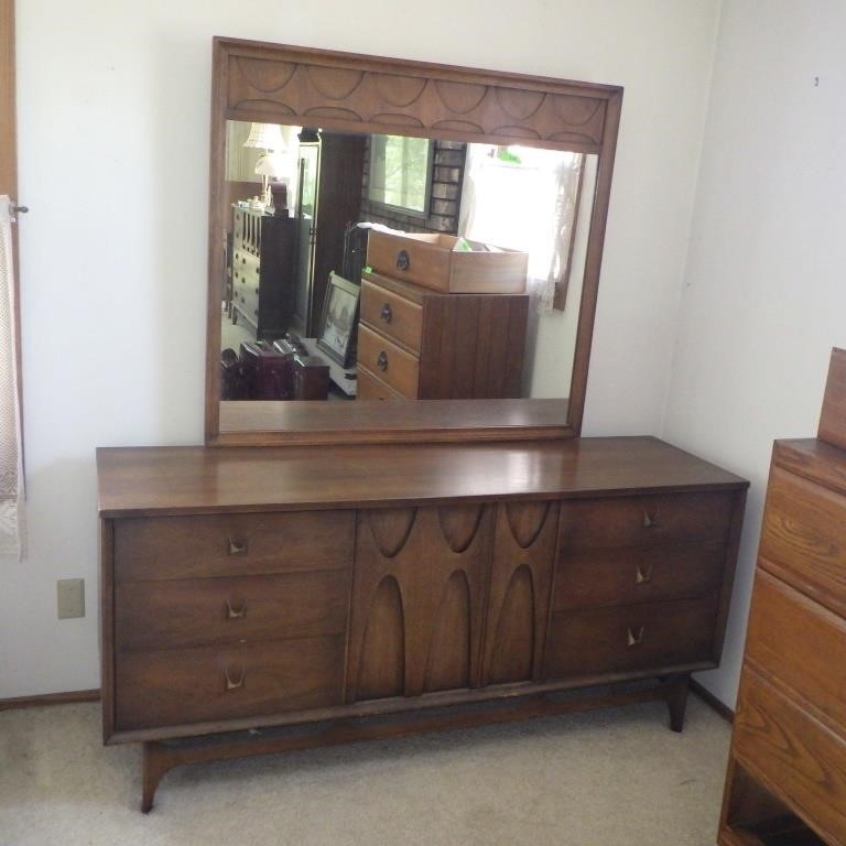 ESTATE AUCTION-ANTIQUES, COLLECTIBLES, FURNITURE, TOOLS