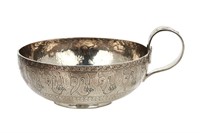 EDWARDIAN SILVER PORRINGER, 204g