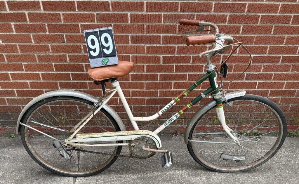 Vintage Rally Huffy 3 Speed Bicycle