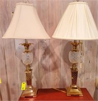 PAIR OF QUOIZEL BRASS AND GLASS PINEAPPLE LAMPS