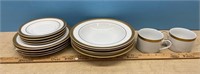 14 Pieces Classic Porcelain Florence Gold China