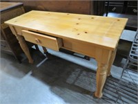 BROYHILL SOLID PINE ENTRY/SOFA TABLE