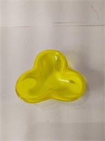 Yellow&White Clover Shape Art Glass Dish  U16A