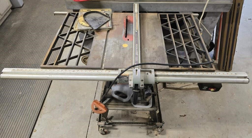 Craftsman table saw with extra blades