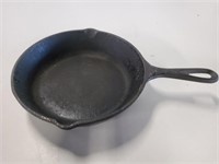 Lodge Cast Iron 8in Skillet