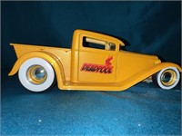 1932 Ford Pick Up Toy Truck