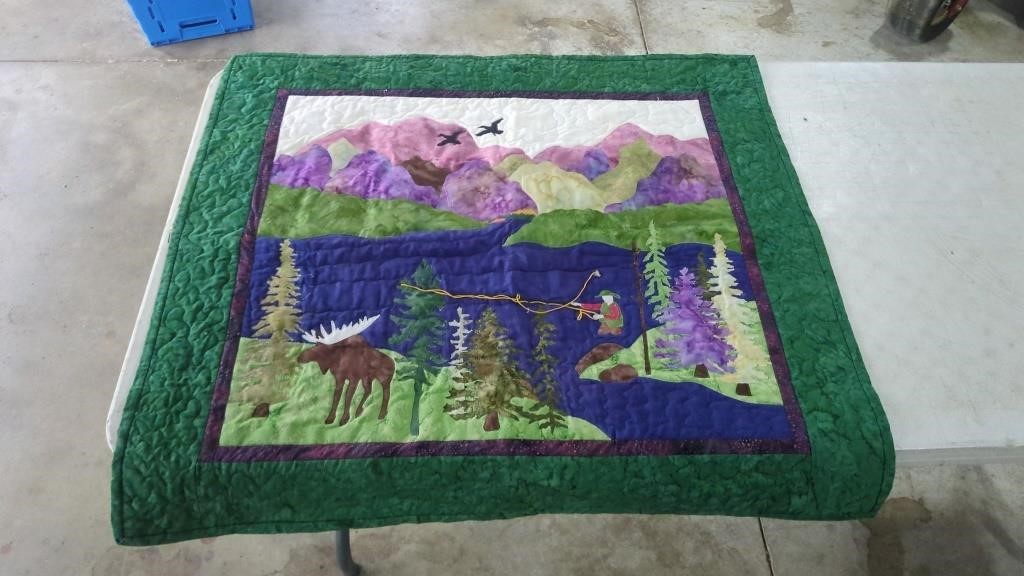 QUILTED WALL HANGING