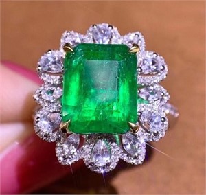 3.82ct Natural Vivid Green Emerald Ring, 18k gold