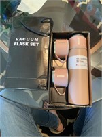Vacuum bottle set
