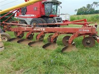 WHITE 549 5 BOTTOM MOLDBOARD PLOW