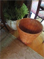 POTTED PLANT(FAKE) IN POT, BASKET
