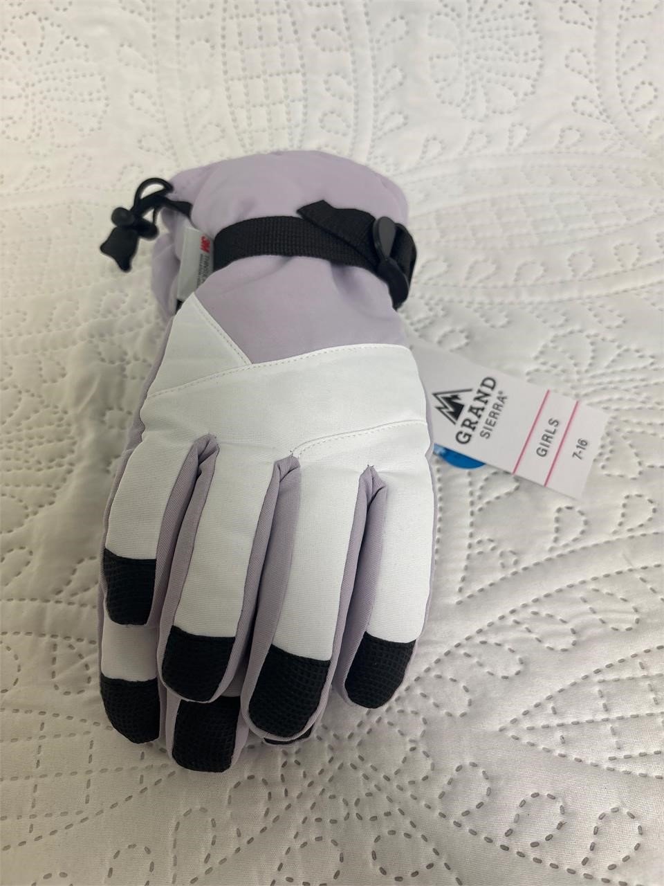 Grand sierra girls gloves