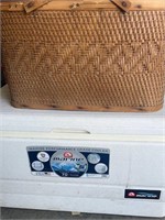 70 Quart Marine Cooler & Picnic Basket