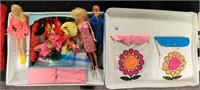 1968 Barbie double doll case + contents