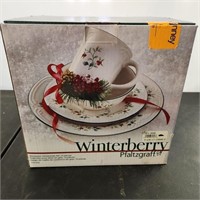 Winterberry Pfaltzgraff Stoneware Dinnerware Set