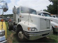 2000 International S/A Road Tractor,