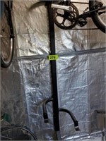 WALL MOUNT 2 BICYCLE HOLDER