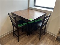 40"x40" Dining Table with (2) Chairs