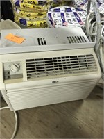 LG 5k Btu Air Conditioner