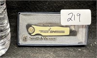 SMITH & WESSON  "NORFOLK SOUTHERN" COLLECTOR KNIFE