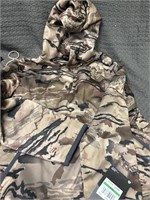 Under armor Youth L camo hoodie