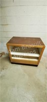 Wooden display stand, 21.5 x 36 x 33