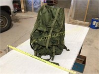 Heavy duty GI military back pack, good condition