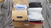 Bulk lot food containers