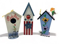 3 wood & metal bird houses
Tallest is 12” h.