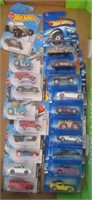 (20) Hot Wheels that include in original
