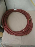50 ft of air hose with one coupler